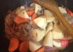 土豆炖肉的做法图解6
