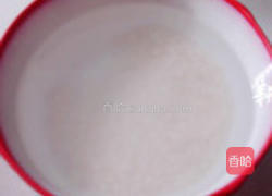 鸭肉湘莲粥的做法图解2