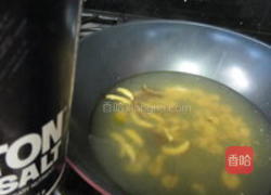 上汤豆苗虾的做法图解7