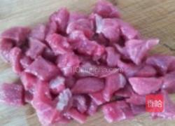 韭黄炒牛肉的做法图解2