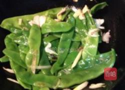 东北油豆角炒五花肉的做法图解2