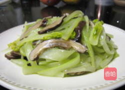 香菇炒西芹的做法图解7