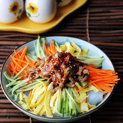 自制炒肉大拉皮儿的做法[图]
