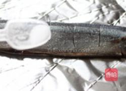 日式烤秋刀鱼的做法图解3
