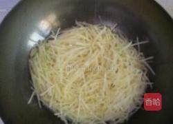 土豆丝炒芹菜的做法图解3