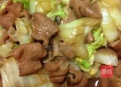 大白菜炒肥肠的做法图解5