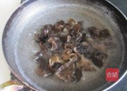 青椒爆猪肝的做法图解4