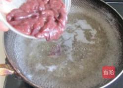 青椒爆猪肝的做法图解5