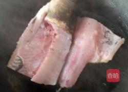 豆腐炖草鱼的做法图解2