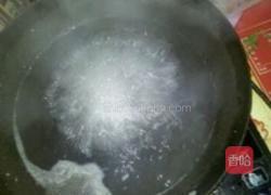 茼蒿炒肉的做法图解2