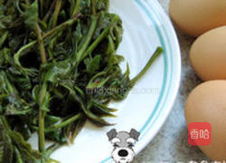 香椿鸡蛋&红豆粥的做法图解1