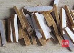 香干芹菜的做法图解1