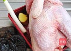 灵芝鸡汤的做法图解1