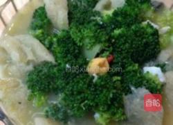 上汤竹荪西兰花的做法图解3