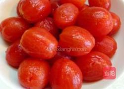 圣女果沙拉的做法图解7