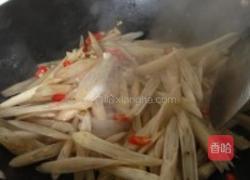炝炒藕带的做法图解2