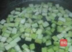 榨菜干子牛肉丁的做法图解3