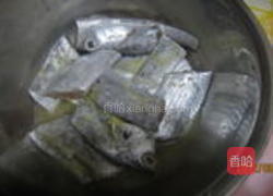 乾煎带鱼的做法图解1