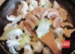 法式奶油菜花汤的做法图解4
