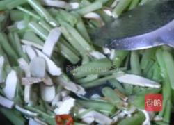 空心菜炒豆干的做法图解3