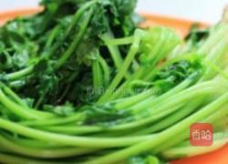 花生米拌香菜的做法图解1