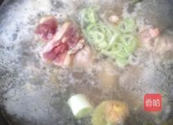 冬瓜胡萝卜焖鸭腿的做法图解3