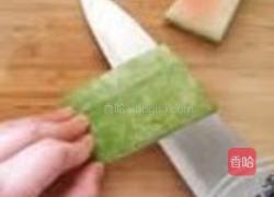爆炒西瓜皮的做法图解2