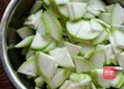 肉末炒瓠子的做法图解1