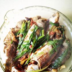香葱烤鱼的做法[图]