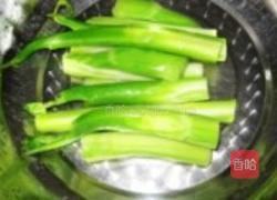 小炒芥蓝片的做法图解3