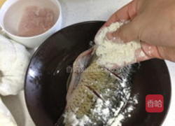 豆豉鲫鱼的做法图解2