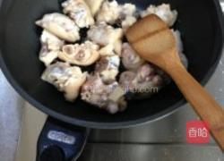 木漓家红烧猪蹄的做法图解1