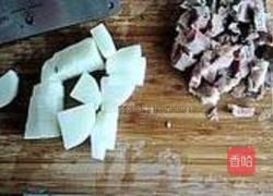 白萝卜煲牛肉的做法图解2