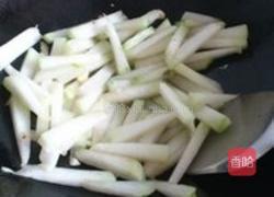 黄花菜炒冬瓜的做法图解9