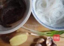 虾蒸粉丝的做法图解1