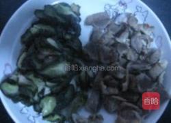 鸡胗炒黄瓜钱的做法图解1