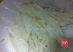 白萝卜榨菜秋葵鸡蛋饼的做法图解2