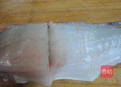 杏鲍菇爆鲈鱼的做法图解4