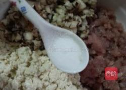 竹荪包豆腐的做法图解3