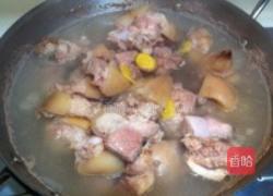 酸汤蹄花的做法图解4