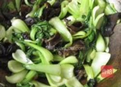 油菜炒木耳的做法图解7