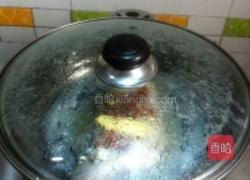 酸梅蒸鲈鱼的做法图解5