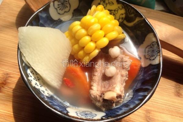 玉米胡萝卜山药排骨汤