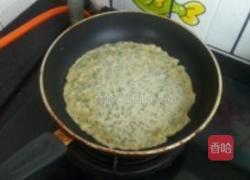 香椿鸡蛋饼的做法图解3