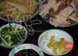 腐竹焖鸭腿的做法图解1