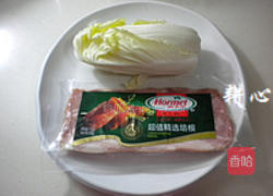 大白菜炒培根的做法图解1