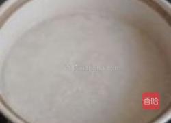 黄花菜干菜煲咸肉粥的做法图解3