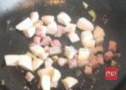 黄花菜干菜煲咸肉粥的做法图解4