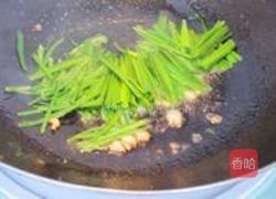 春韭焖河虾的做法图解3