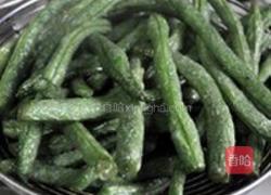 橄菜煸豆角的做法图解3